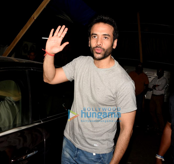 ajay devgn parineeti chopra tusshar kapoor arshad warsi and others snapped on the sets of golmaal again 3