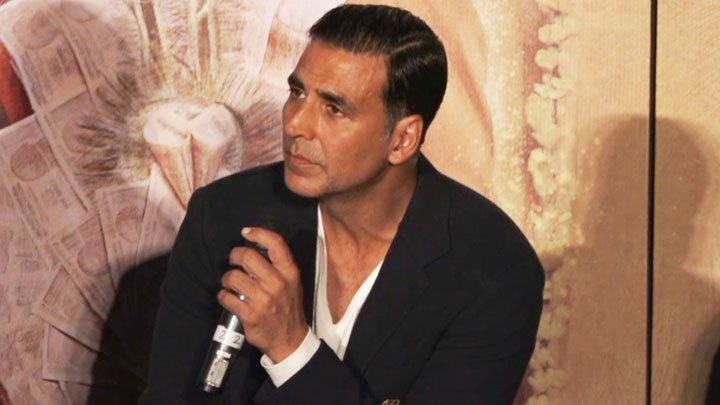Akshay Kumar CLARIFIES About The Tri-Colour Controversy At Women’s World Cup Match Akshay Kumar CLARIFIES About The Tri-Colour Controversy At Women’s World Cup Match
