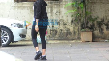 Alia Bhatt snapped at gym