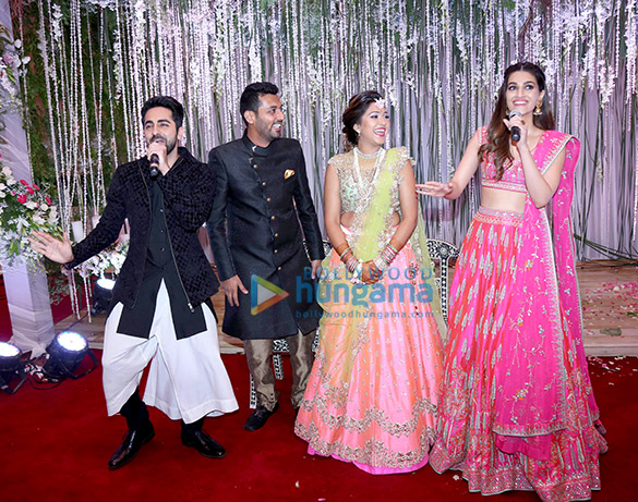 ayushmann khurrana and kriti sanon gatecrash a wedding to promote their film bareilly ki barfi 3