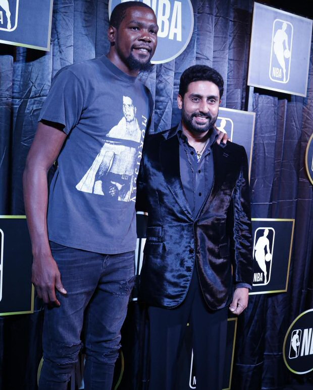 Check out Abhishek Bachchan meets NBA player Kevin Durant