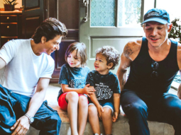 Check out: Shah Rukh Khan spends time with Diplo’s kids in Los Angeles post Jab Harry Met Sejal song shoot