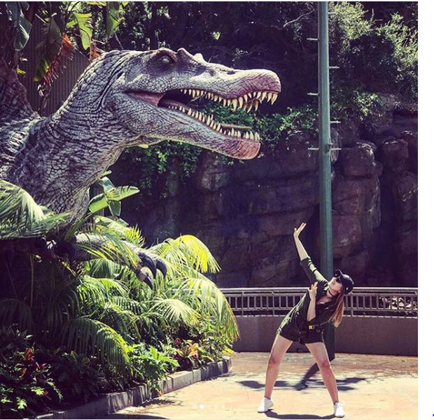 Check out Sonakshi Sinha brings out her inner child during her visit to Universal Studios-2