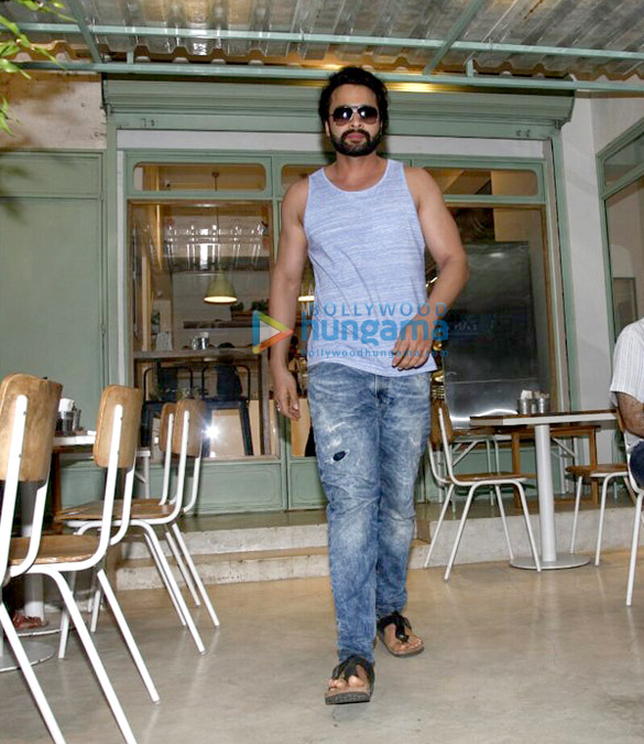 Jackky Bhagnani and Gauahar Khan snapped at The Kitchen Garden Jackky Bhagnani and Gauahar Khan snapped at The Kitchen Garden