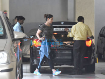 Kareena Kapoor Khan and her son Taimur Ali Khan snapped at her mom Babita Kapoor's house