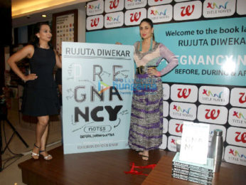 Kareena Kapoor Khan unveils Rujuta Diwekar book on 'Pregnancy Notes'