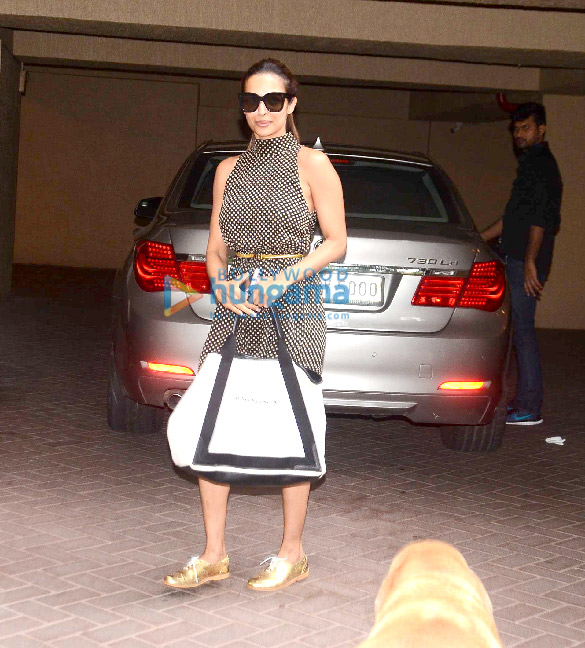 malaika arora khan snapped in bandra 1 2