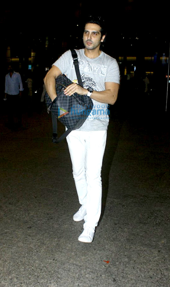 manyata dutt and zayed khan snapped at the airport 2