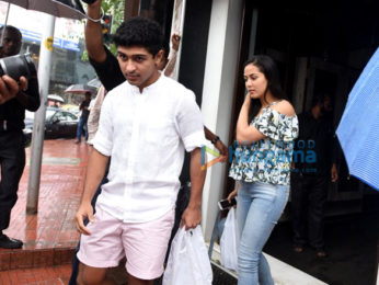 Mira Rajput snapped post lunch at Bastian