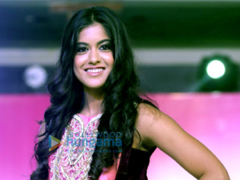 Ganesh Acharya, Archana Kochhar, Sandhya Shetty, Ankita Bhargav, Ishita Dutta, Piaa Bajpai, Alesia Raut and others at the finale of 'Mrs Bharat Icon 2017' at Sahara Star