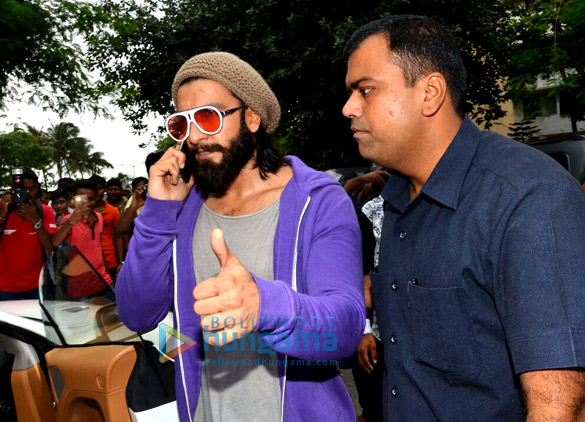 Ranveer Singh snapped in Bandra Ranveer Singh snapped in Bandra