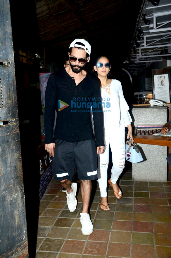 Shahid Kapoor and wife Mira Rajput snapped post lunch date at Out of the Blue restaurant in Bandra