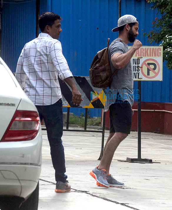 shahid kapoor snapped at gym 3