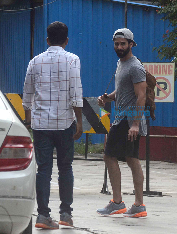 shahid kapoor snapped at gym 5