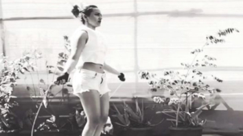 Watch: This is how Sonakshi Sinha is hopping and skipping away her Monday blues