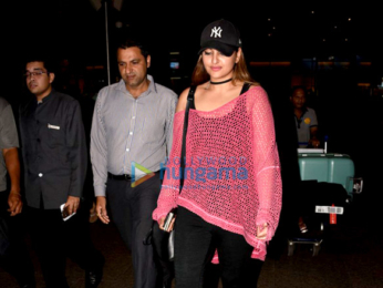 Sonakshi Sinha arrives from USA