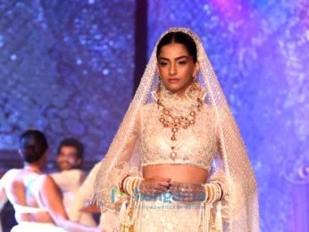 Sonam Kapoor walks for Abu Jani & Sandeep Khosla at 'Shaadi By Marriott' showcase