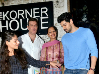 Sooraj Pancholi & Family snapped post lunch at The Korner House