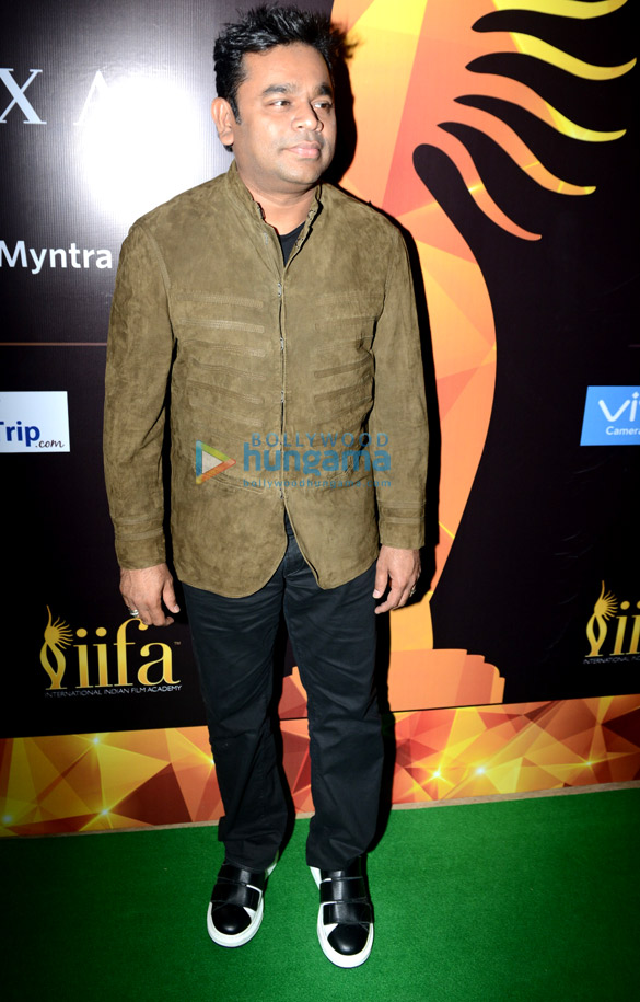 sushant singh rajput kriti sanon and a r rahman at iifa awards media meet in delhi 8