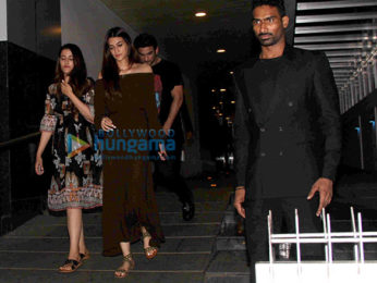 Sushant Singh Rajput, Kriti Sanon and her sister snapped post dinner at Hakkasan