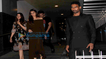 Sushant Singh Rajput, Kriti Sanon and her sister snapped post their dinner at Hakkasan