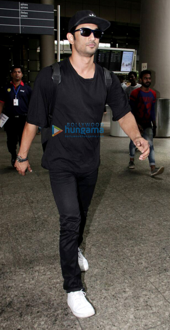 sushant singh rajput and kangna ranaut snapped at the airport 5