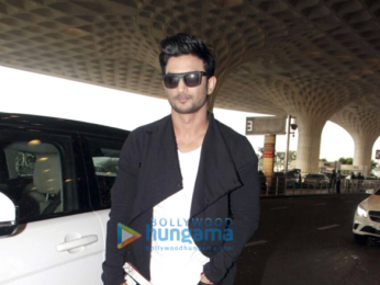 Sushant Singh Rajput and Kriti Sanon snapped at the airport leaving to attend the IIFA awards in New York
