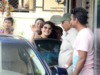 The sensational Jacqueline Fernandez snapped post her rehearsals in Bandra