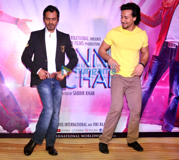tiger shroff and nawazuddin siddiqui unveil the swag song from their film munna michael 2