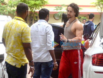 The extremely talented actor Tiger Shroff snapped post his gym session