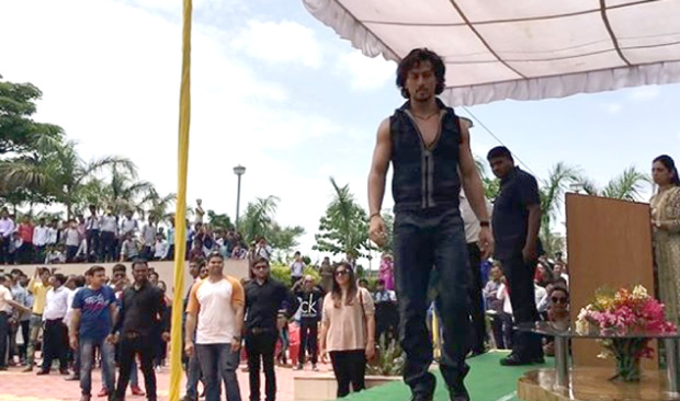 Tiger Shroff Performs Stunt In Front Of A Live Audience
