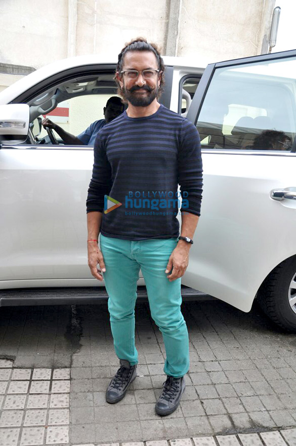 aamir khan kiran rao zaira wasim at the first look launch of secret superstar 6