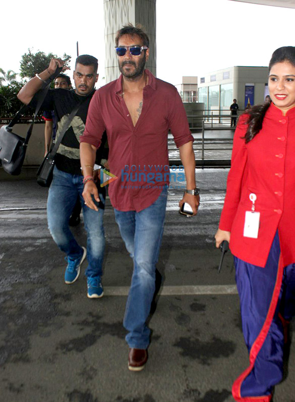 Ajay Devgn, Esha Gupta, Ileana D’Cruz and others snapped at the airport