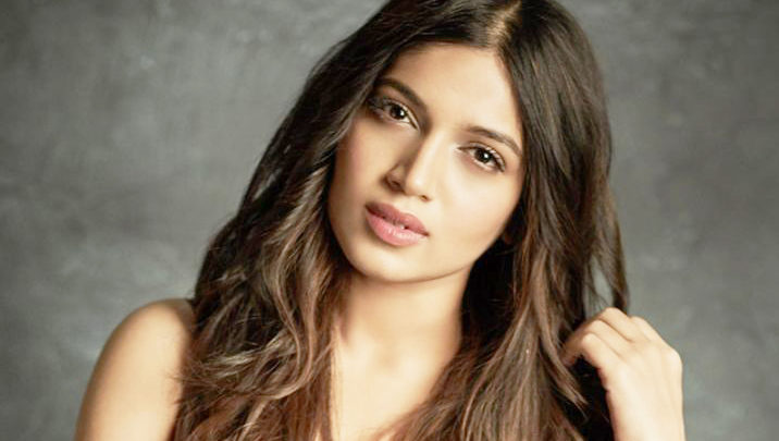 “Akshay Kumar Is A SUPERSTAR But…”: Bhumi Pednekar | Twitter Fan Questions “Akshay Kumar Is A SUPERSTAR But…”: Bhumi Pednekar | Twitter Fan Questions