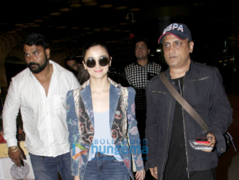 Alia Bhatt snapped at the airport