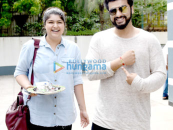 Arjun Kapoor & Anshula Kapoor snapped post Rakshabandhan celebrations at Sanjay Kapoor's house