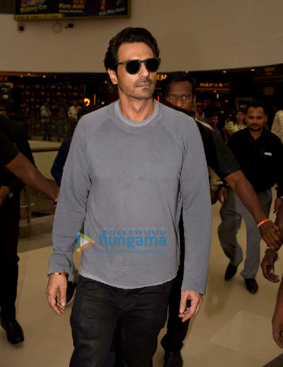 arjun rampal promote daddy in pune 7