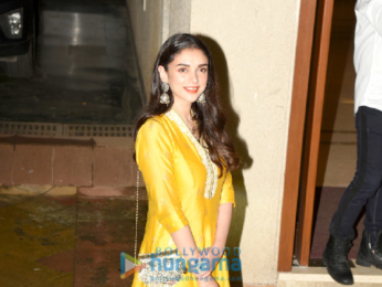 Bollywood celebs visit Sanjay Dutt's residence to take Lord Ganesha's blessings