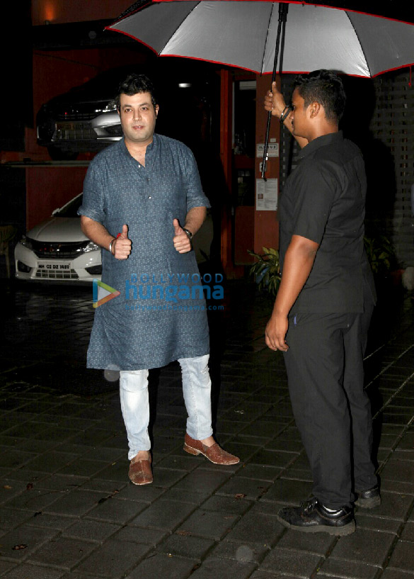 celebs at arpita khans house for ganesh chaturthi celebrations 11