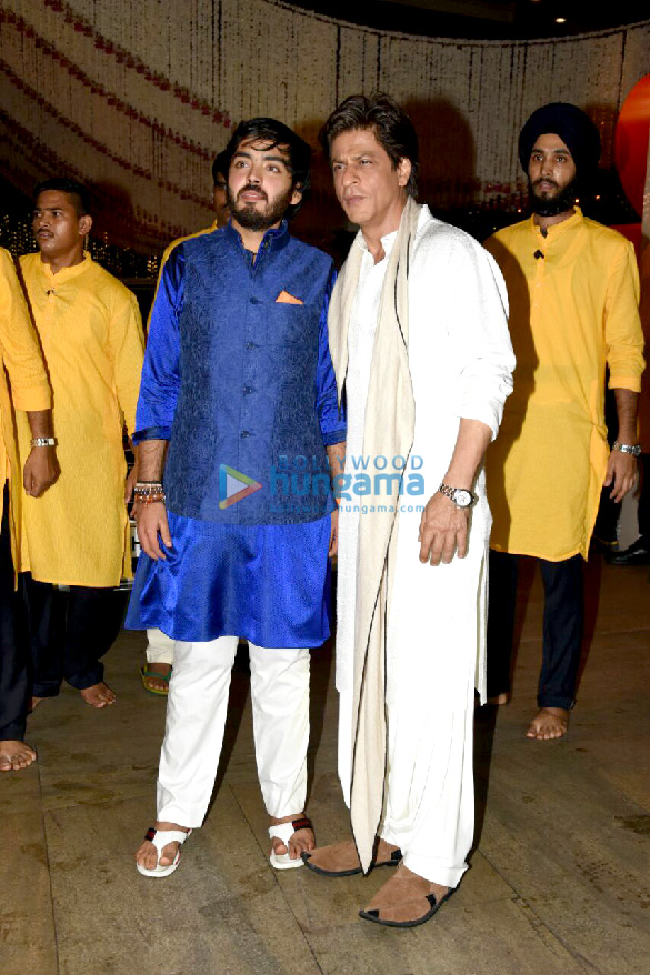 Bollywood biggies at Mukesh Ambani’s house for Ganesh Chaturthi celebrations Bollywood biggies at Mukesh Ambani’s house for Ganesh Chaturthi celebrations