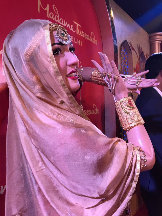 Check out Madhubala gets a wax statue as Mughal-e-Azam's Anarkali at Madame Tussauds in Delhi5