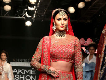 Elli Avram walks for Manoj Agarwal at Lakme Fashion Week 2017