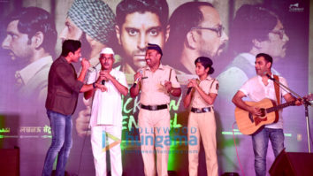 Farhan Akhtar and Lucknow Central’s band performed at Yerwada Jail for a special event