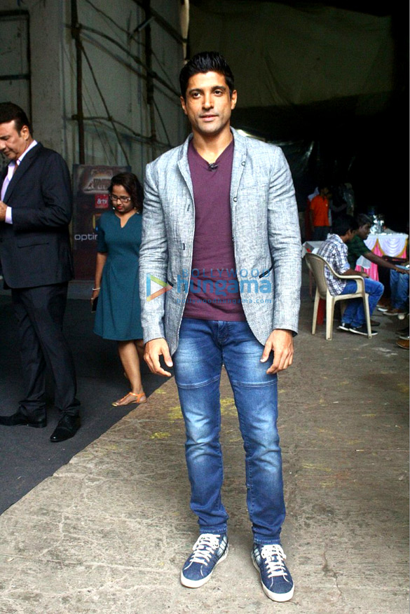 farhan and diana promote lucknow central 4