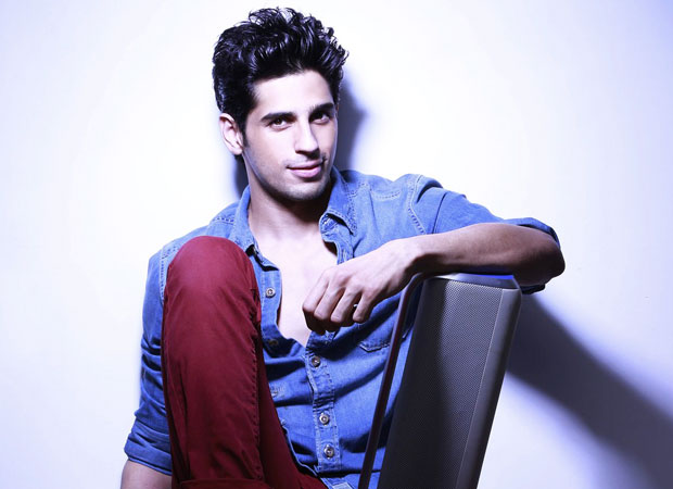 Here’s how Sidharth Malhotra spent half of his first pay cheque that he received for Student Of The Year features