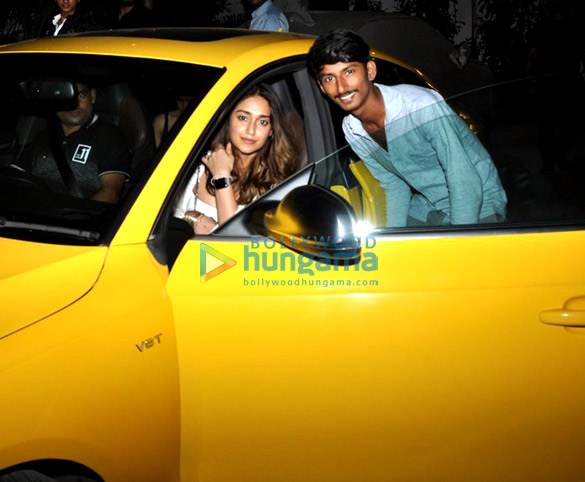 ileana dcruz snapped post dinner with friends in juhu 6