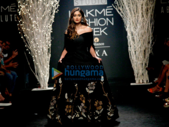 Ileana D'Cruz walks for De Belle at Lakme Fashion Week 2017