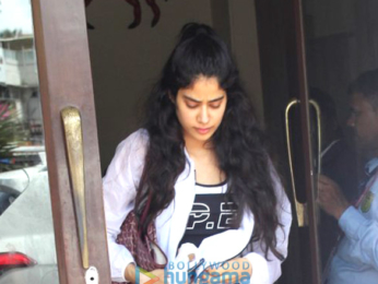 Jahnavi Kapoor snapped at Bastian in Bandra