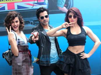 Judwaa 2 cast poses at the film's trailer launch