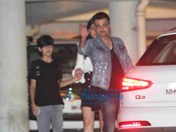 Ranveer Singh and Deepika Padukone snapped attending Ritesh Sidhwani's birthday bash